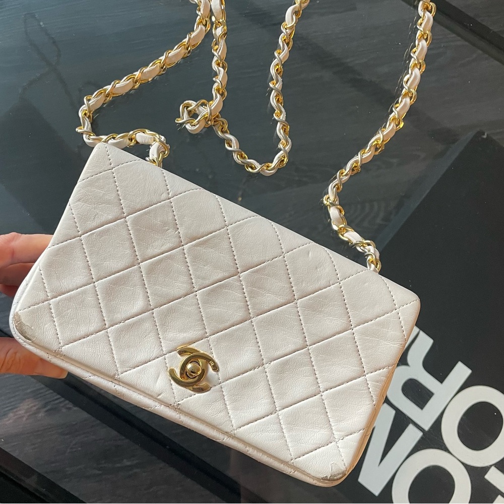 Chanel White Purse Vintage Fair Condition Authentic